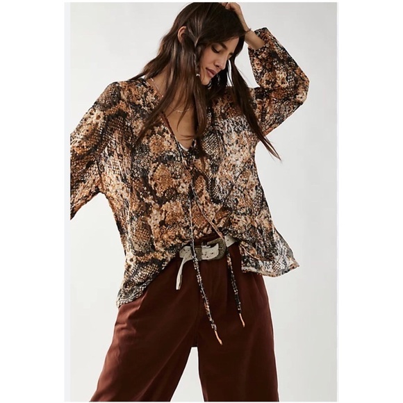 NWT FREE PEOPLE Out For The Night Blouse in Snake Combo Size L - Picture 2 of 15